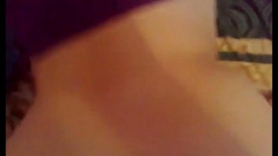 Сношает в писю